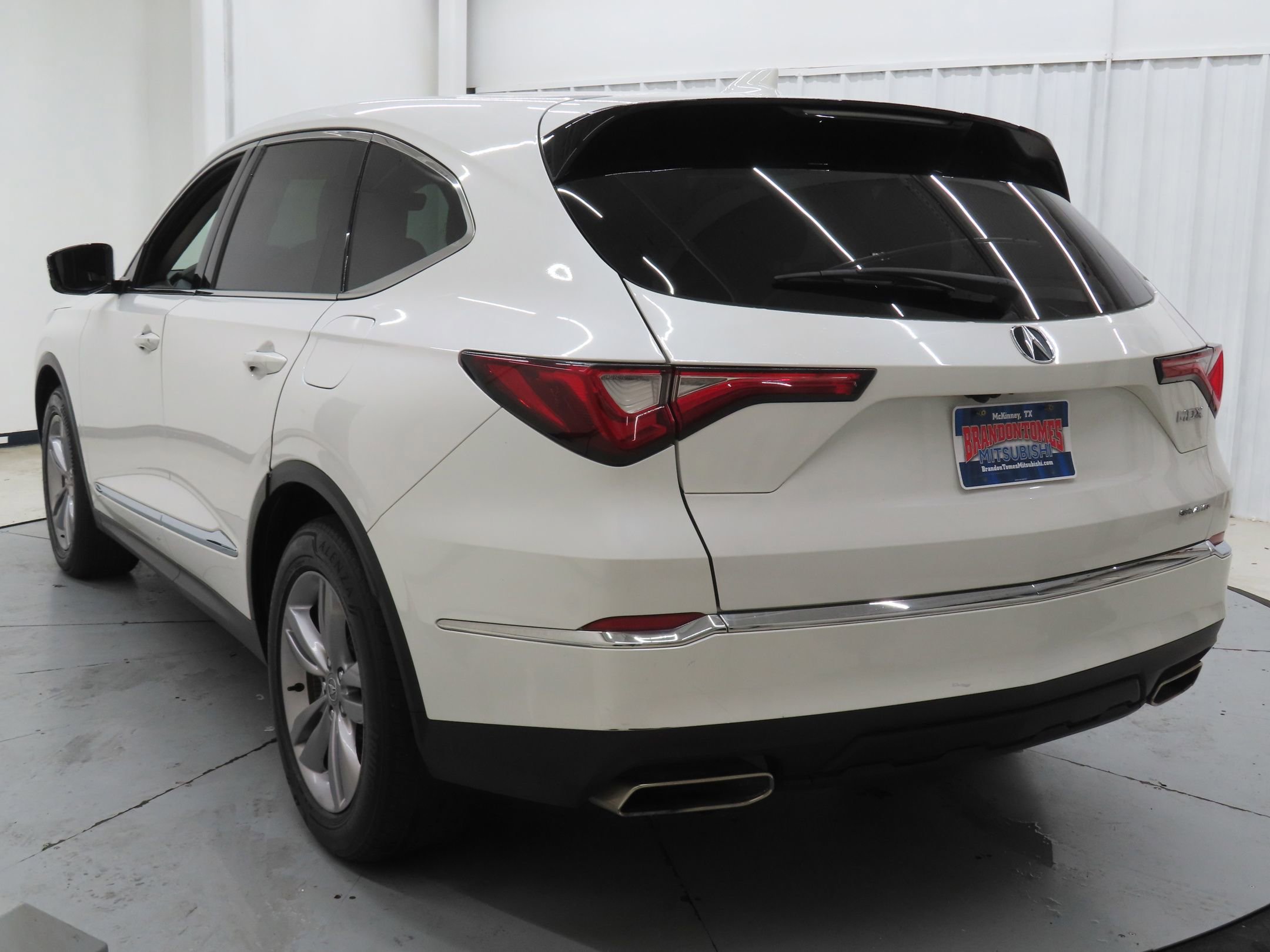Used 2022 Acura MDX SH-AWD image 5
