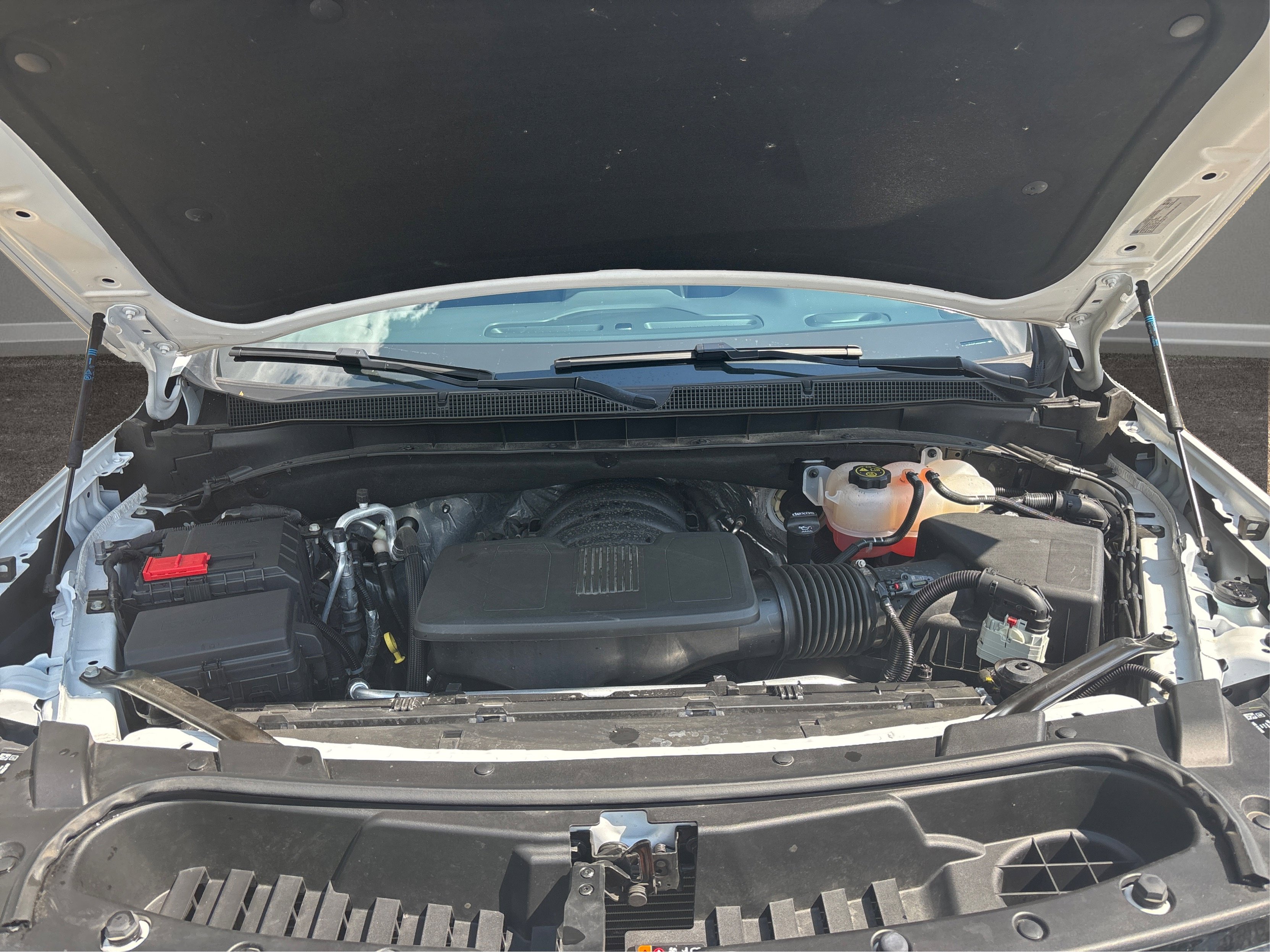 Used 2023 Chevrolet Suburban LS image 31