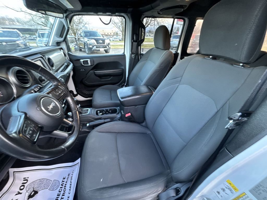 Used 2019 Jeep Wrangler Unlimited Sport S AWD/4WD image 11