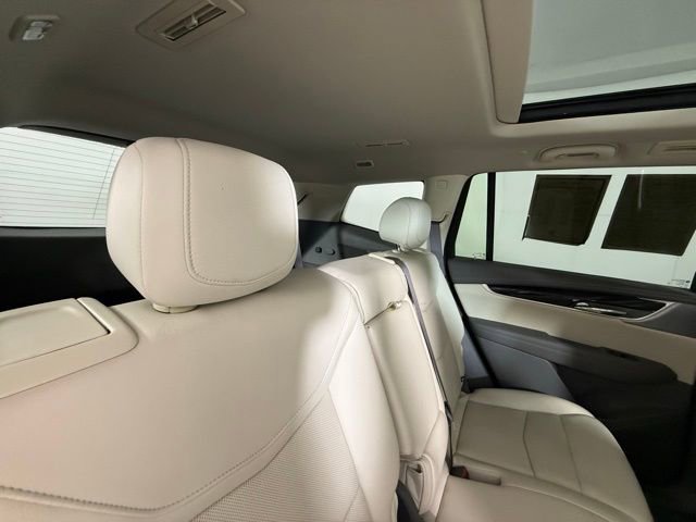 Used 2021 Cadillac XT6 Premium Luxury FWD image 28