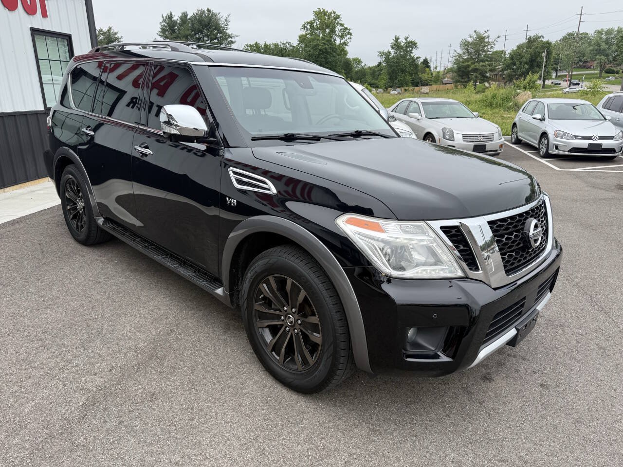 Used 2017 Nissan Armada Platinum w/ Interior Lighting Package AWD/4WD image 5