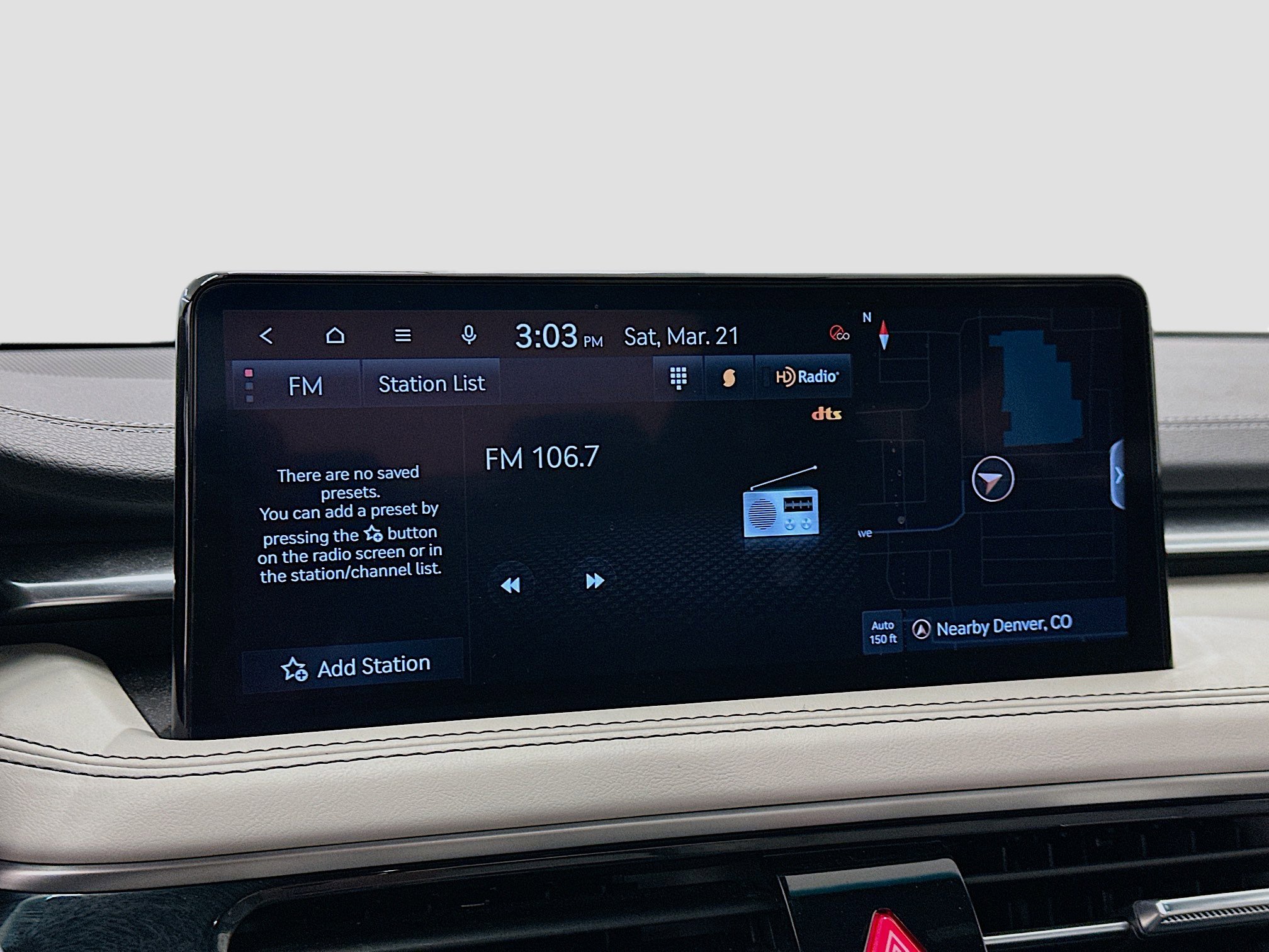 Used 2025 Genesis G70 2.5T image 21