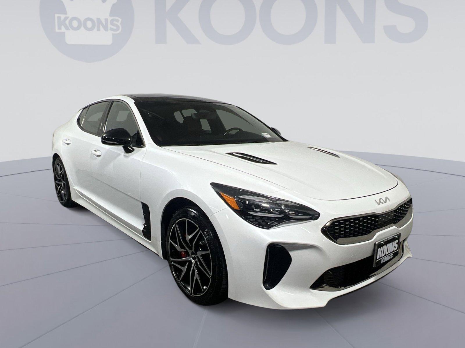 Used 2023 Kia Stinger GT-Line w/ Sun & Sound Package image 10
