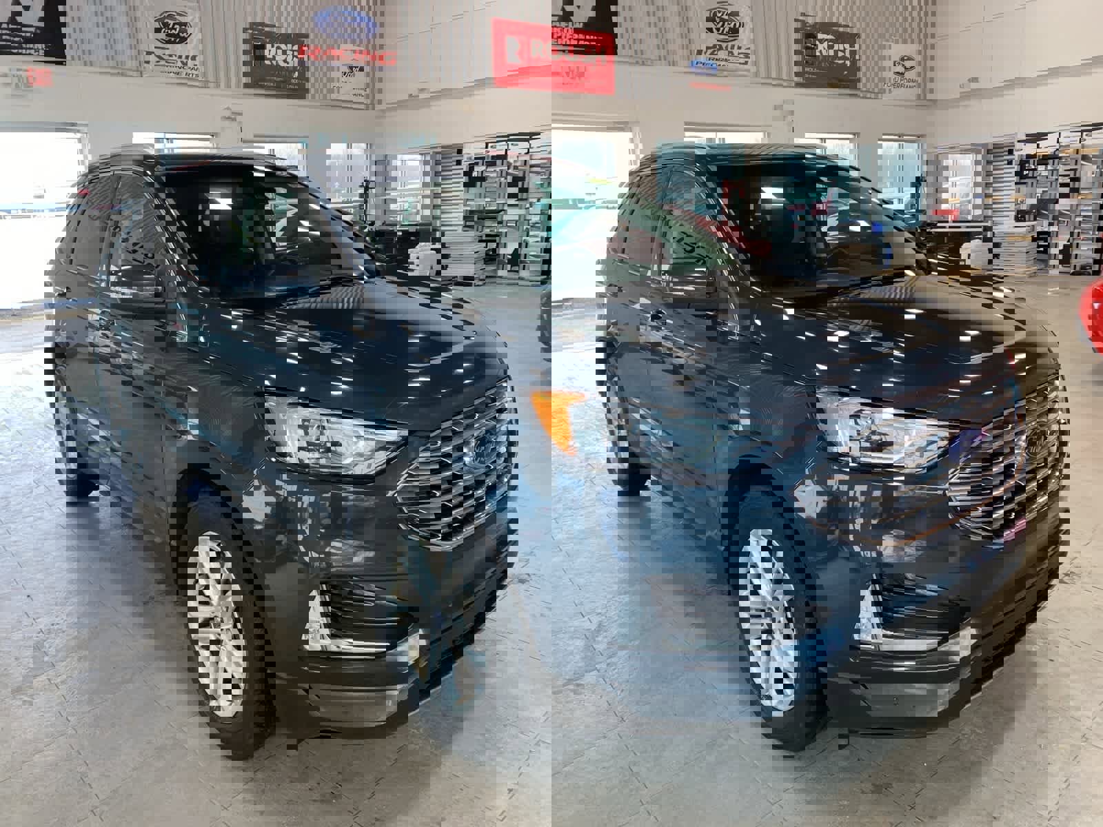 Used 2019 Ford Edge SEL w/ Equipment Group 201A image 7