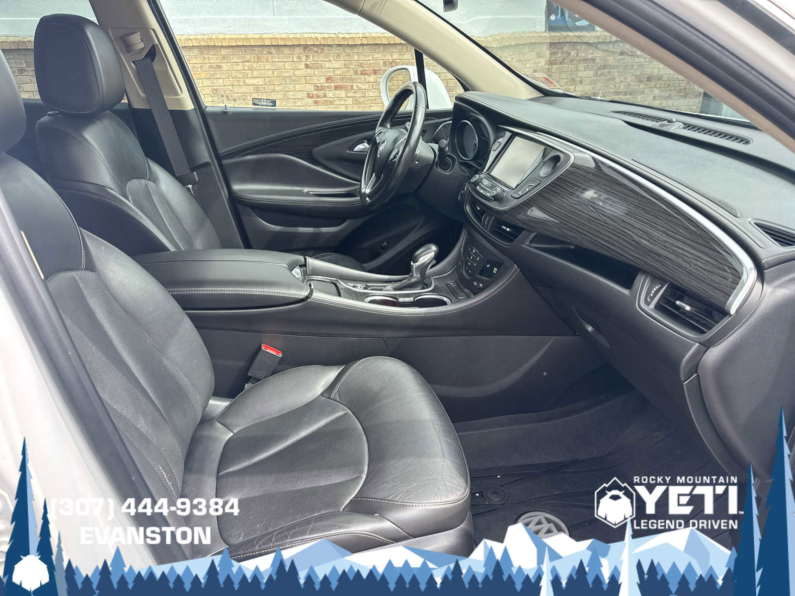 Used 2018 Buick Envision Essence AWD/4WD image 10