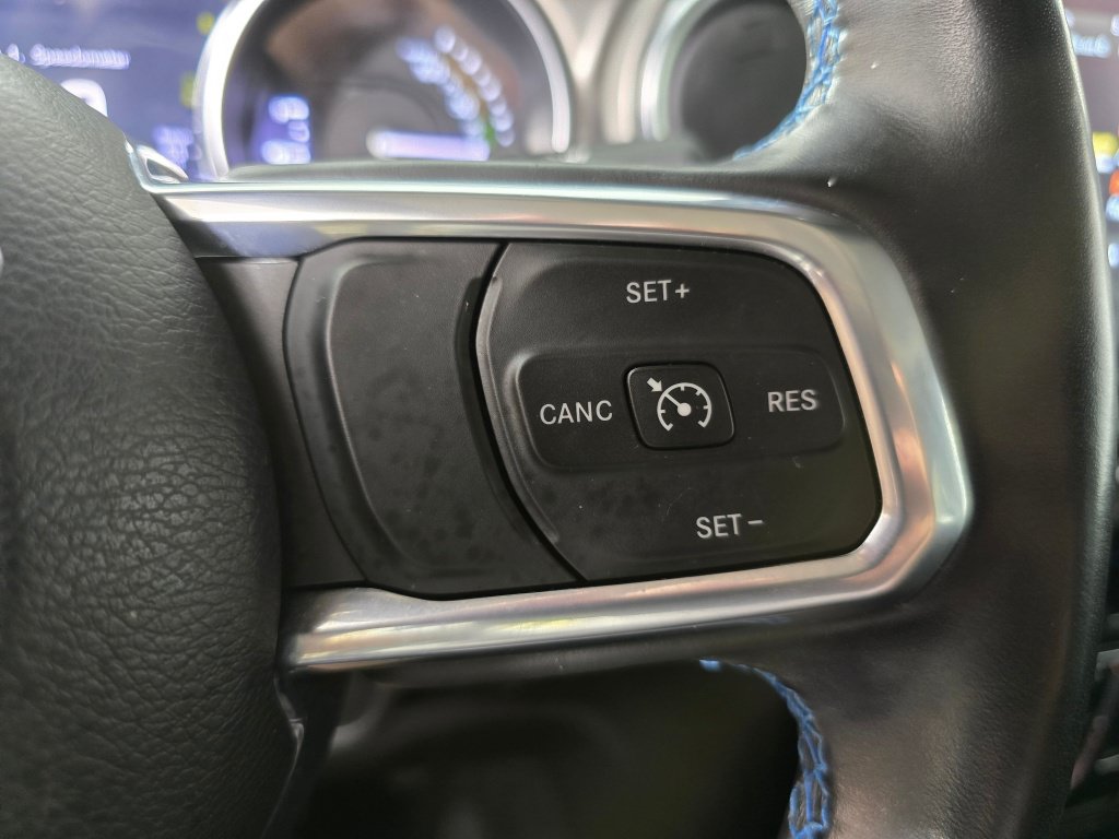 Used 2022 Jeep Wrangler Unlimited Rubicon 4xe w/ Cold Weather Group AWD/4WD image 27