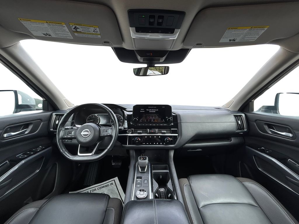 Used 2023 Nissan Pathfinder SL w/ SL Premium Package image 19