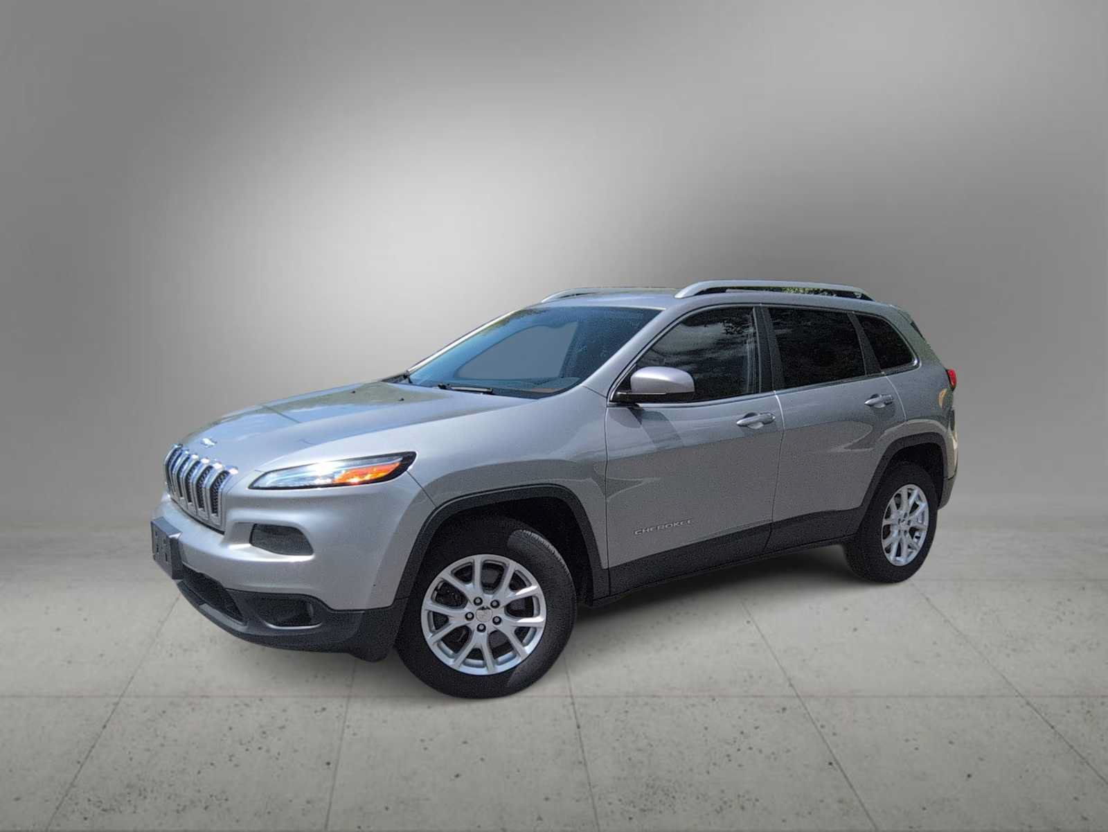 Used 2016 Jeep Cherokee Latitude w/ Cold Weather Group