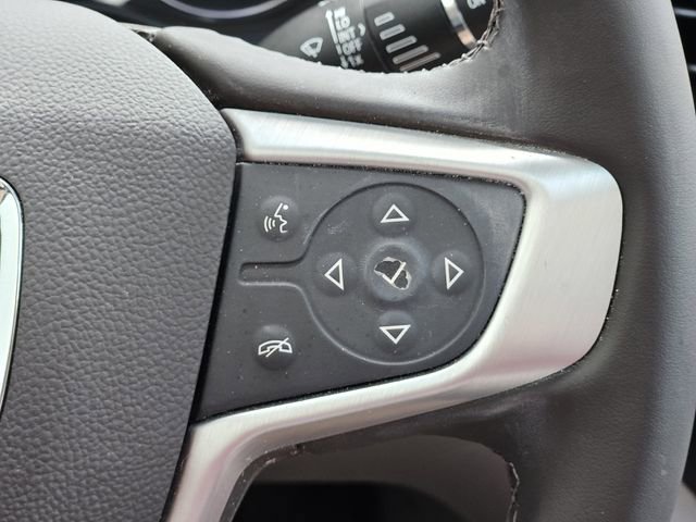 Used 2023 GMC Acadia SLT image 17