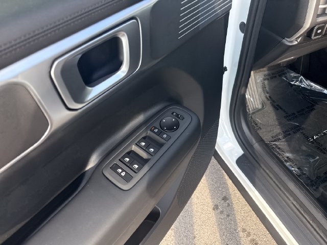 New 2027 Hyundai Santa Fe SE FWD image 11