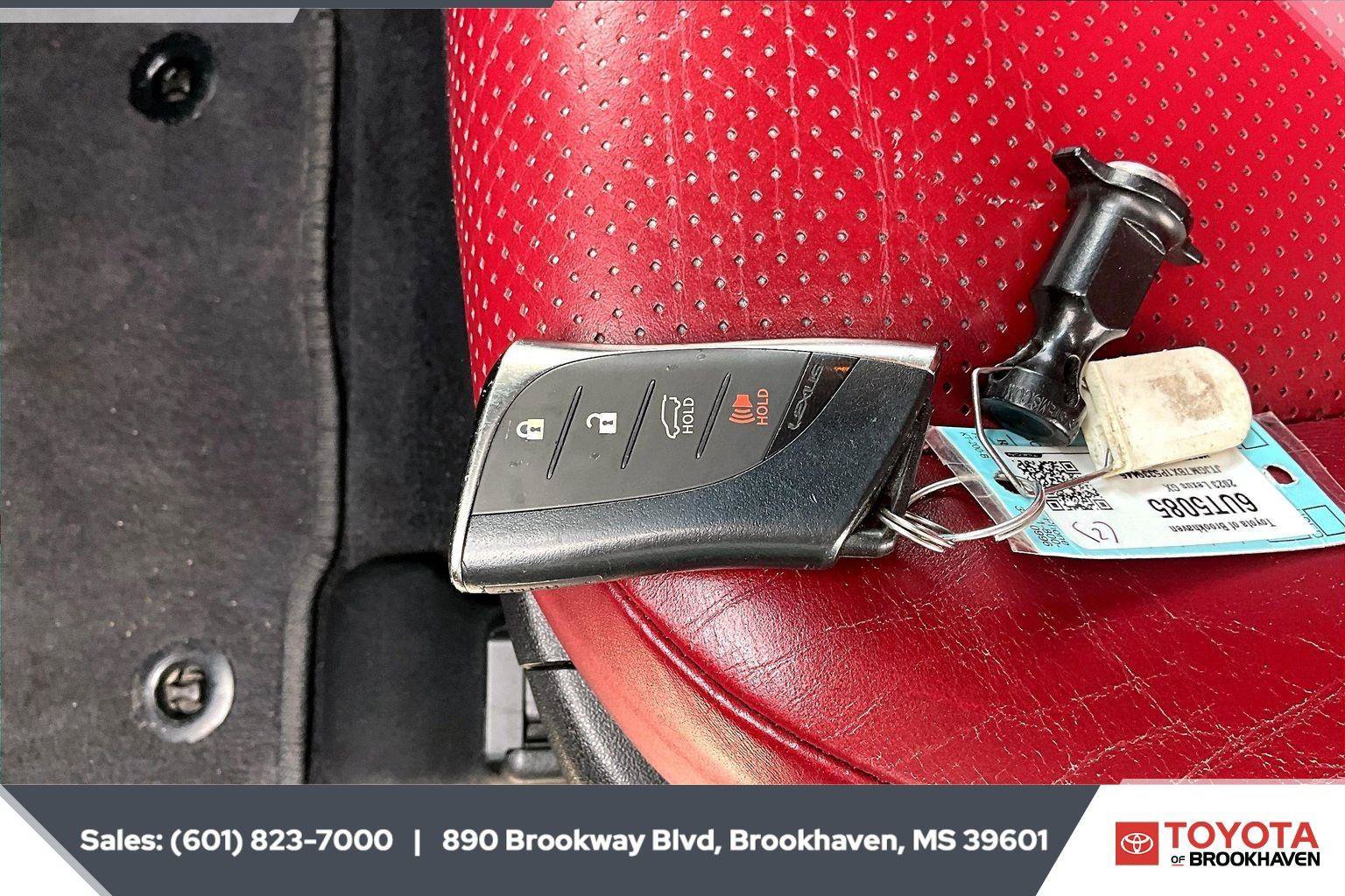 Used 2023 Lexus GX 460 Luxury w/ Sport Design Package AWD/4WD image 11
