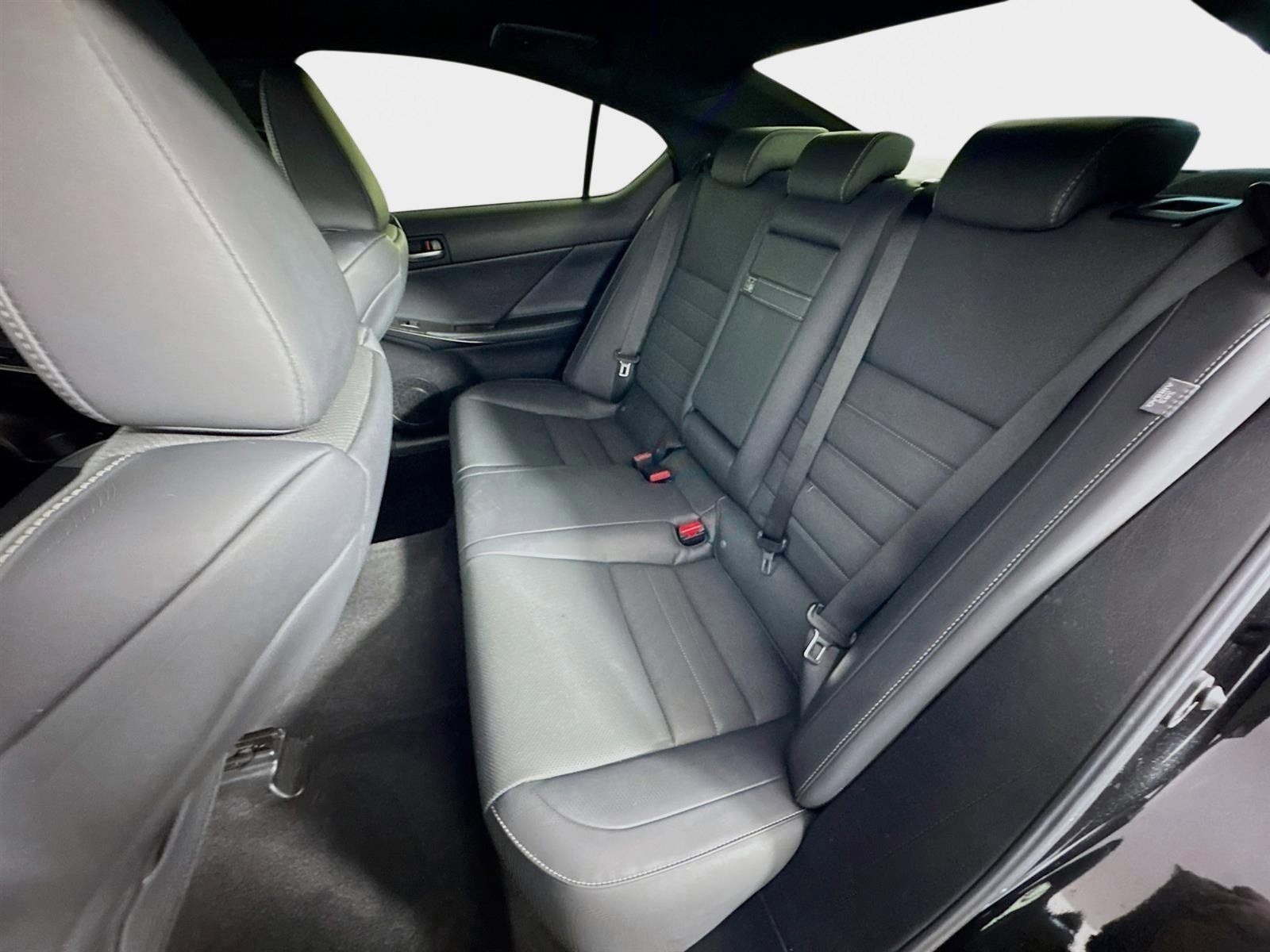 Used 2022 Lexus IS 350 F Sport image 22