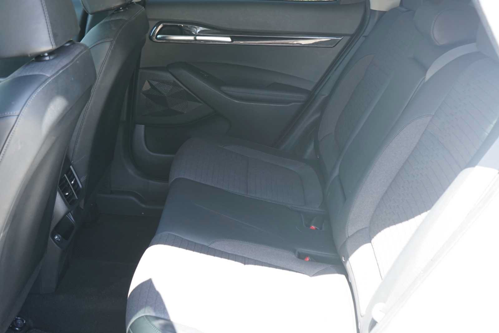 Certified 2022 Kia Seltos Nightfall Edition AWD/4WD image 19