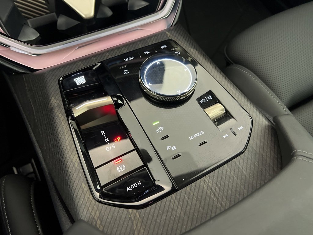 Used 2025 BMW X3 xDrive30i image 21