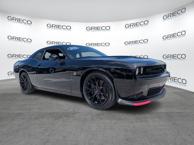 Used 2022 Dodge Challenger R/T Scat Pack w/ Plus Package RWD image 1