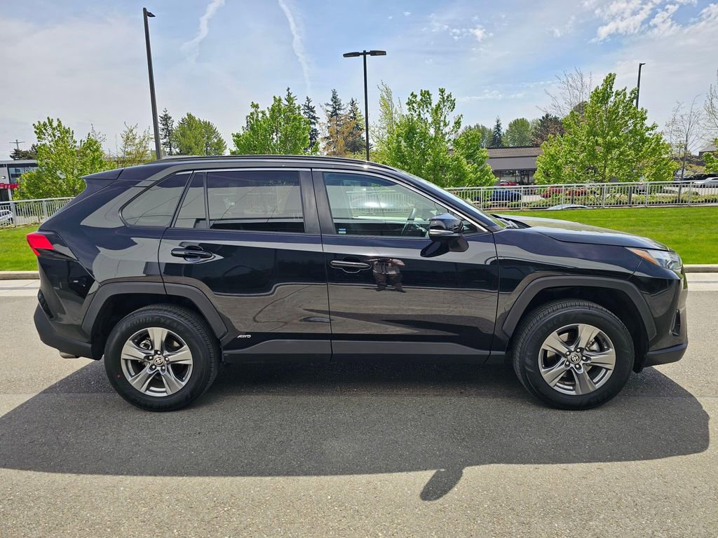 Used 2024 Toyota RAV4 XLE w/ Weather Package AWD/4WD image 6