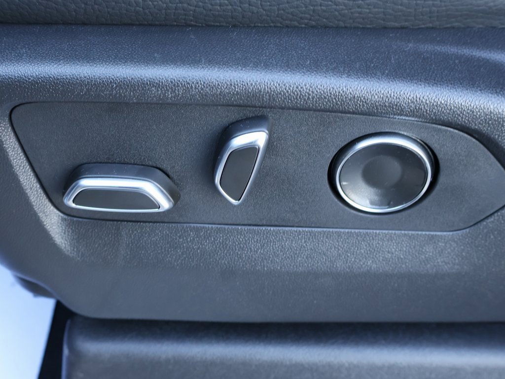 New 2025 GMC Sierra 2500 Denali w/ Denali Reserve Package image 15