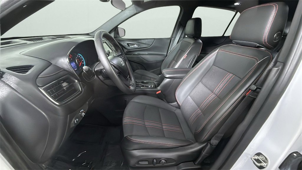 Used 2022 Chevrolet Equinox RS image 17