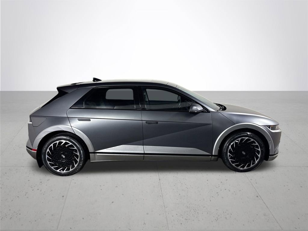 Used 2023 Hyundai Ioniq 5 Limited AWD/4WD image 5