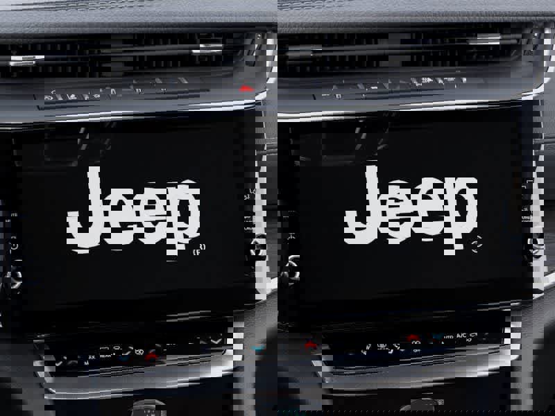 New 2026 Jeep Grand Cherokee Altitude image 18