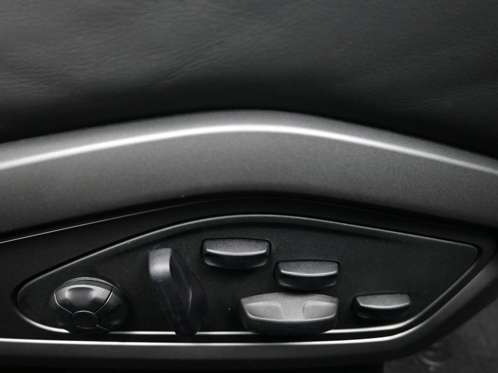 Used 2022 Porsche 911 Carrera 4 GTS image 13