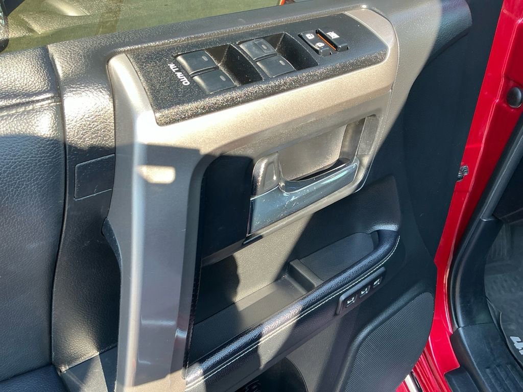 Used 2020 Toyota 4Runner Limited image 16
