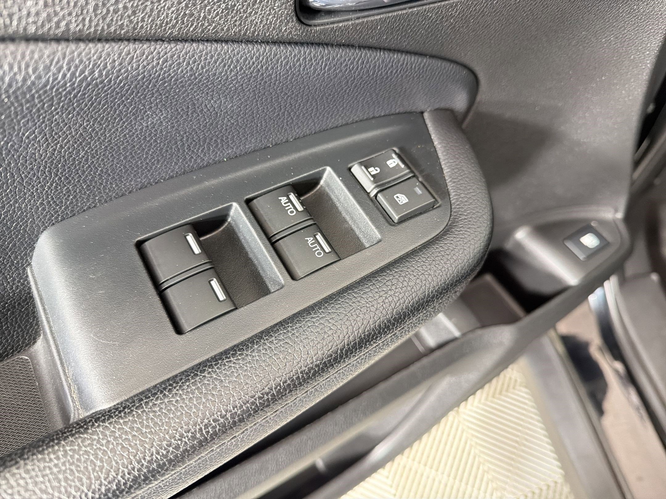 Used 2022 Honda Pilot Sport image 20