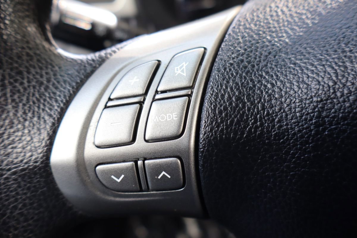 Used 2010 Subaru Forester 2.5X Premium AWD/4WD image 30