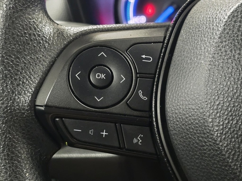 Used 2024 Toyota RAV4 LE image 31