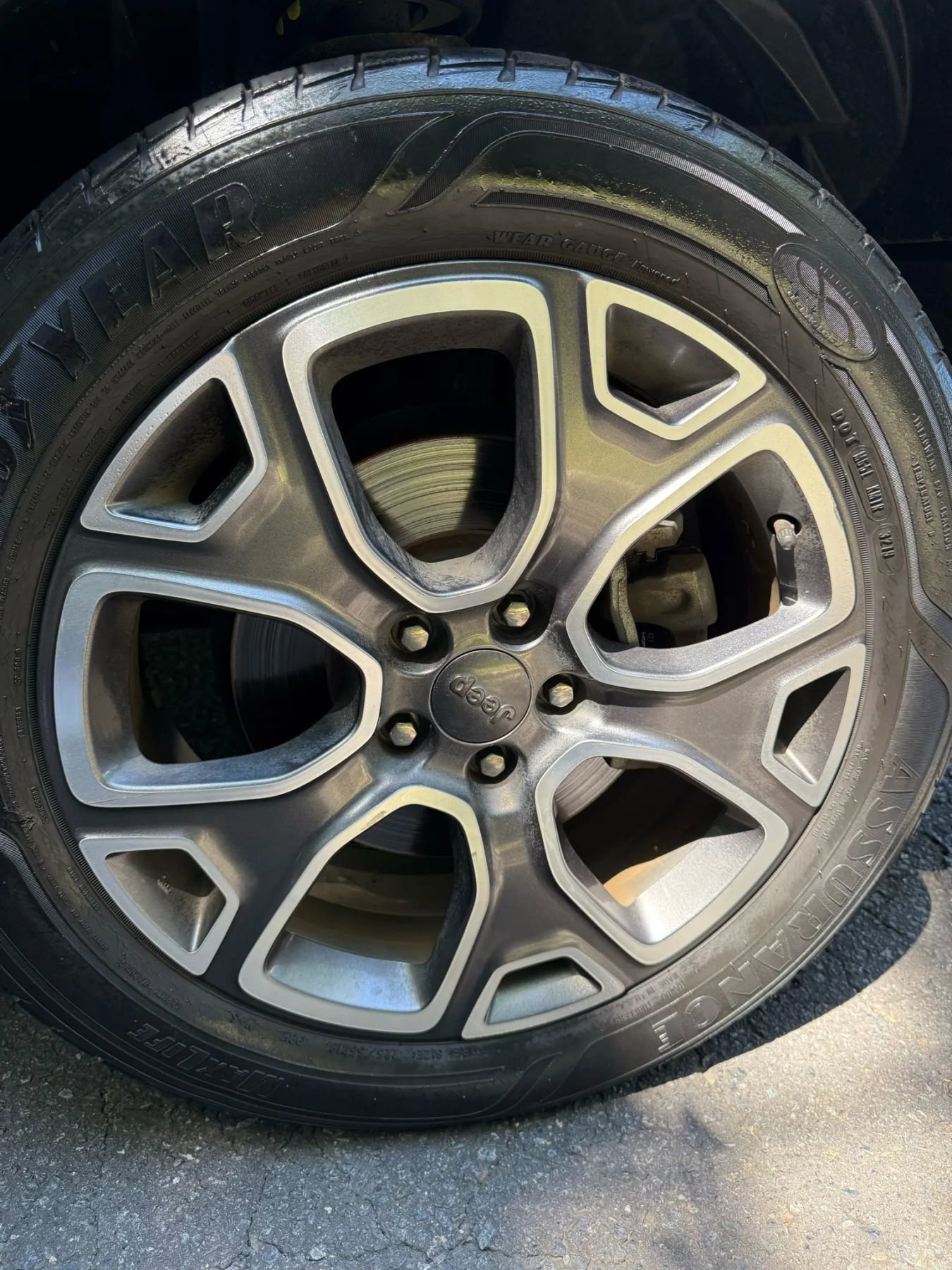 Used 2017 Jeep Renegade Limited image 27