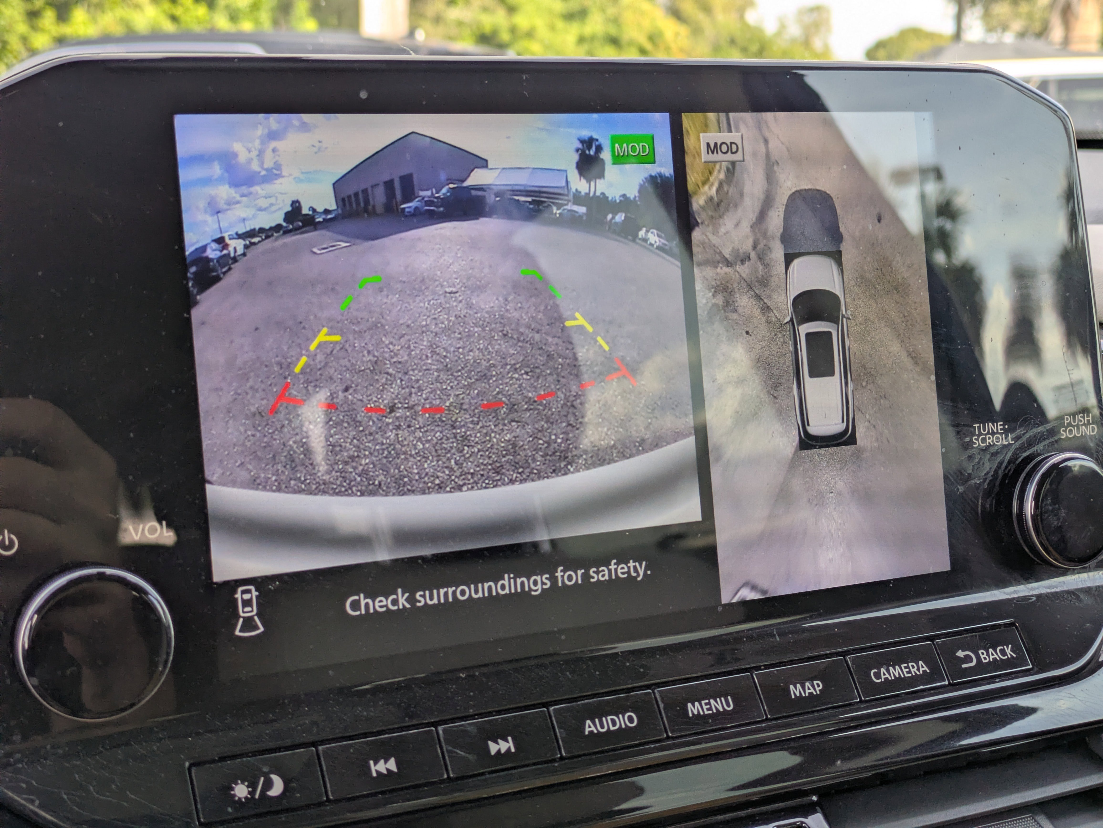 Used 2022 Nissan Pathfinder SL image 33