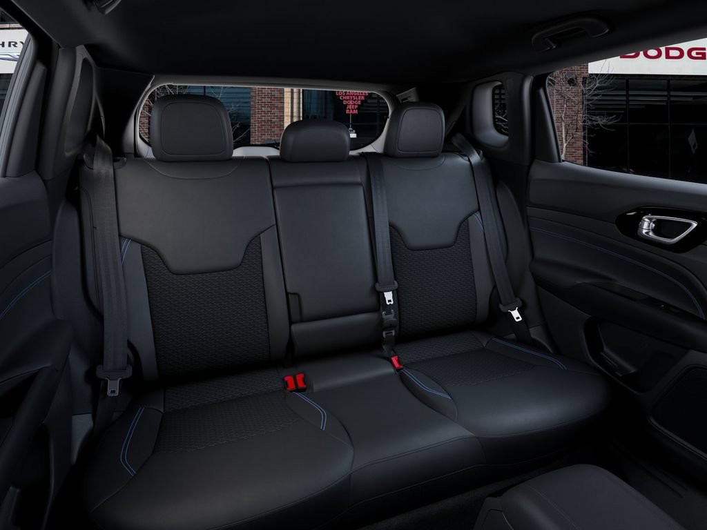 New 2026 Jeep Compass Latitude AWD/4WD image 15