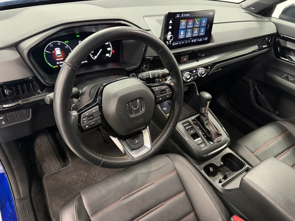 Used 2025 Honda CR-V Sport Touring image 11