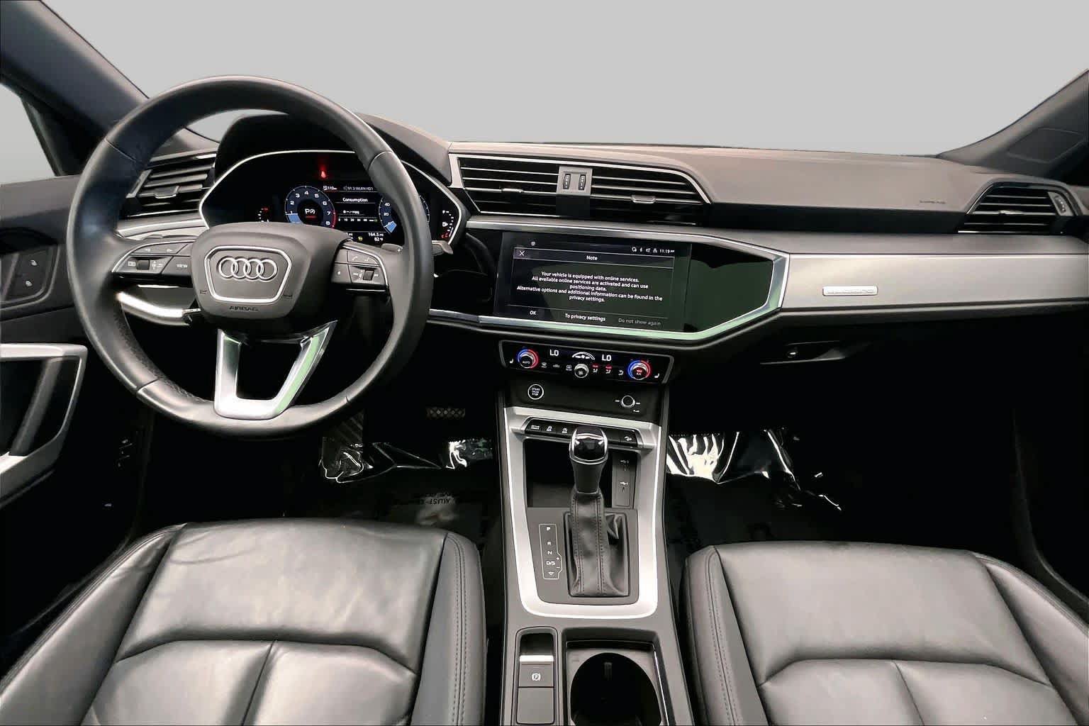 Used 2023 Audi Q3 2.0T Premium w/ Convenience Package AWD/4WD image 16