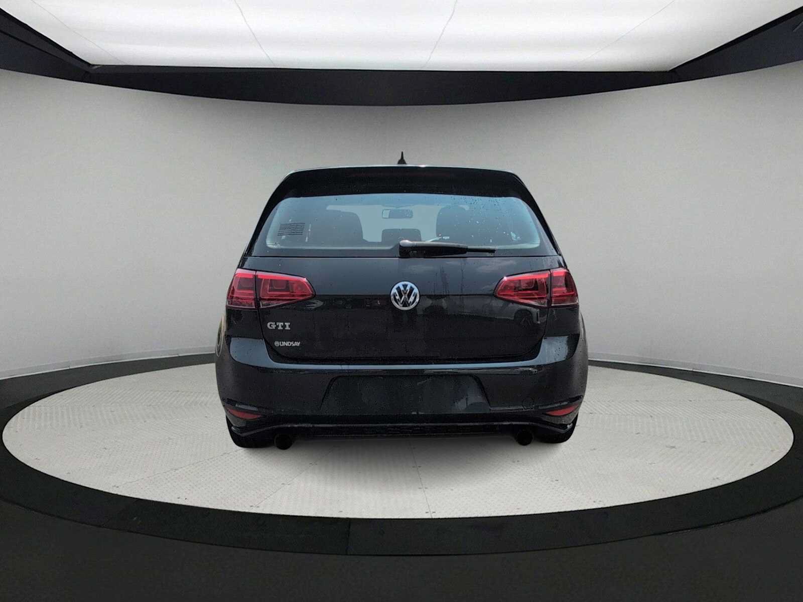 Used 2015 Volkswagen GTI S FWD image 7