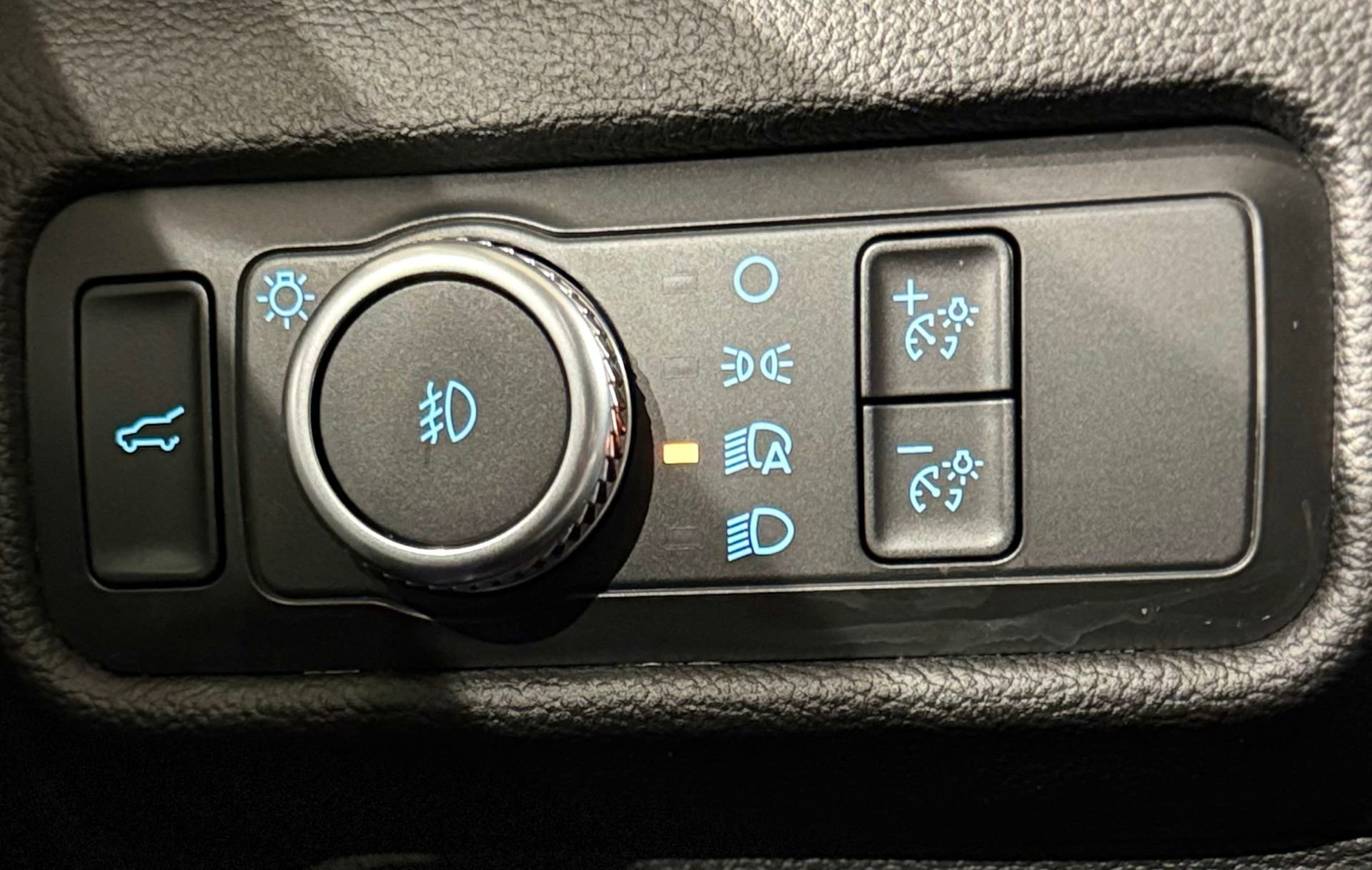 Used 2021 Ford Explorer Limited w/ Equipment Group 301A image 82