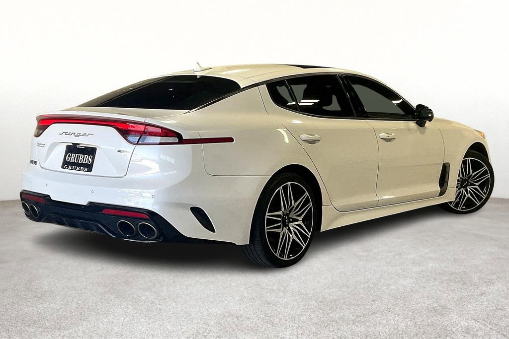 Used 2023 Kia Stinger GT2 image 2
