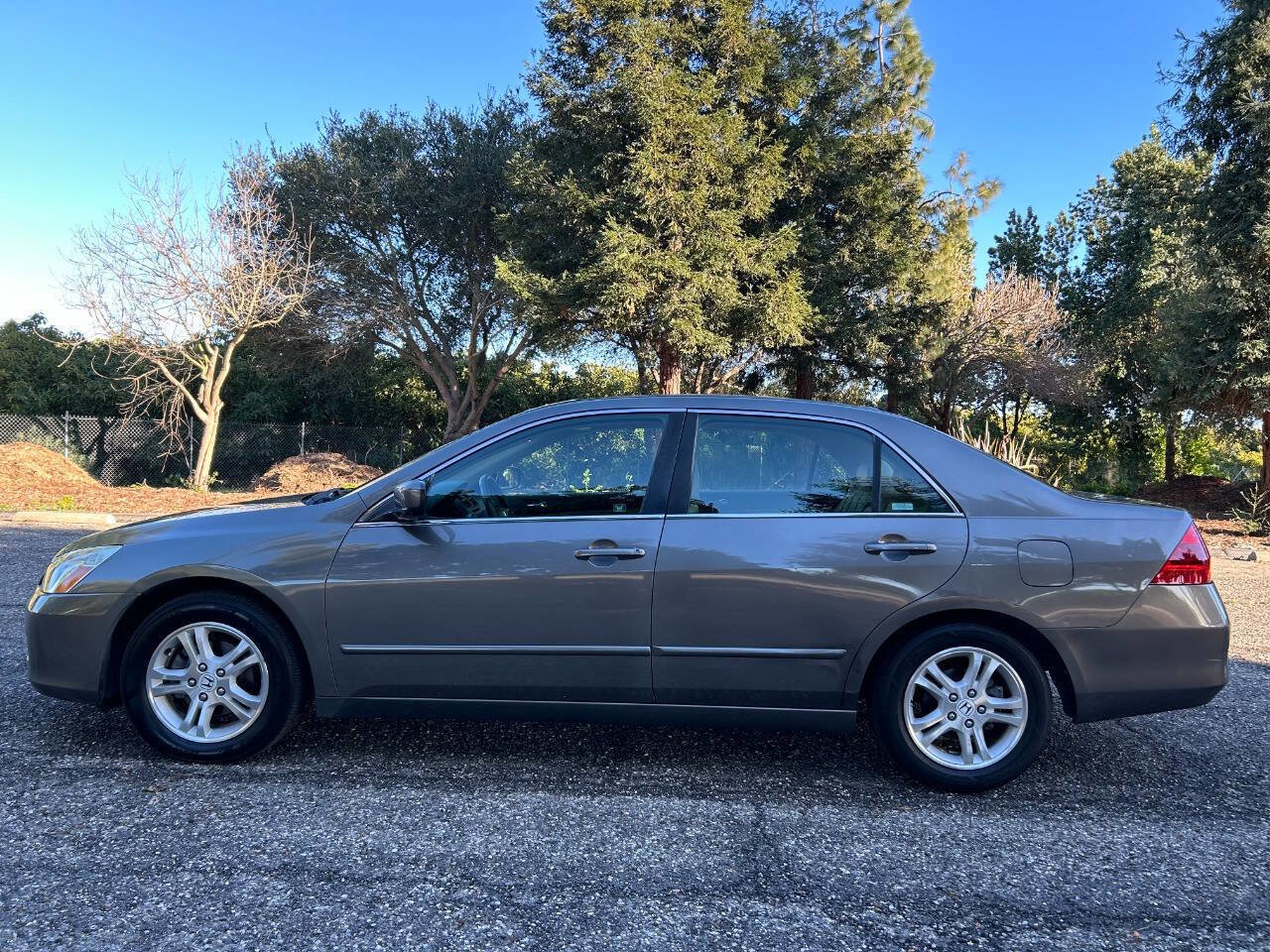 Used 2007 Honda Accord EX-L image 24