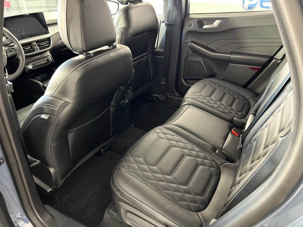 Used 2023 Ford Escape SE FWD image 26