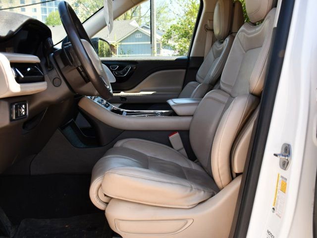 Used 2020 Lincoln Aviator Grand Touring w/ Equipment Group 302A image 13