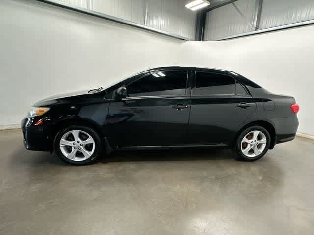 Used 2013 Toyota Corolla LE w/ Premium Pkg FWD video 2