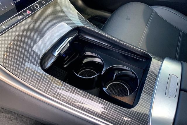 Used 2025 Mercedes-Benz GLC 300 4MATIC image 13