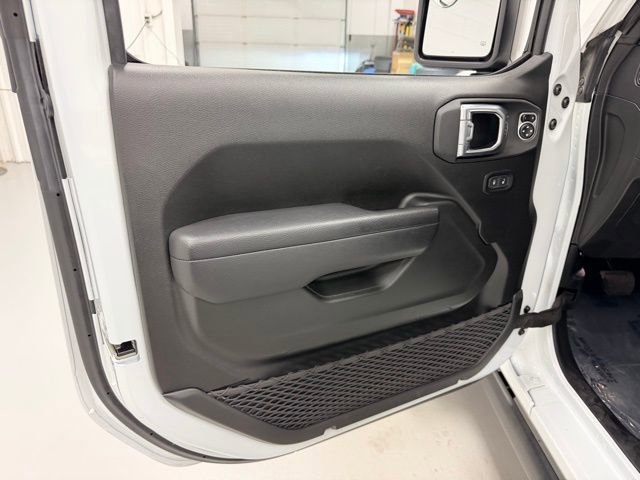 Used 2024 Jeep Gladiator Mojave image 21