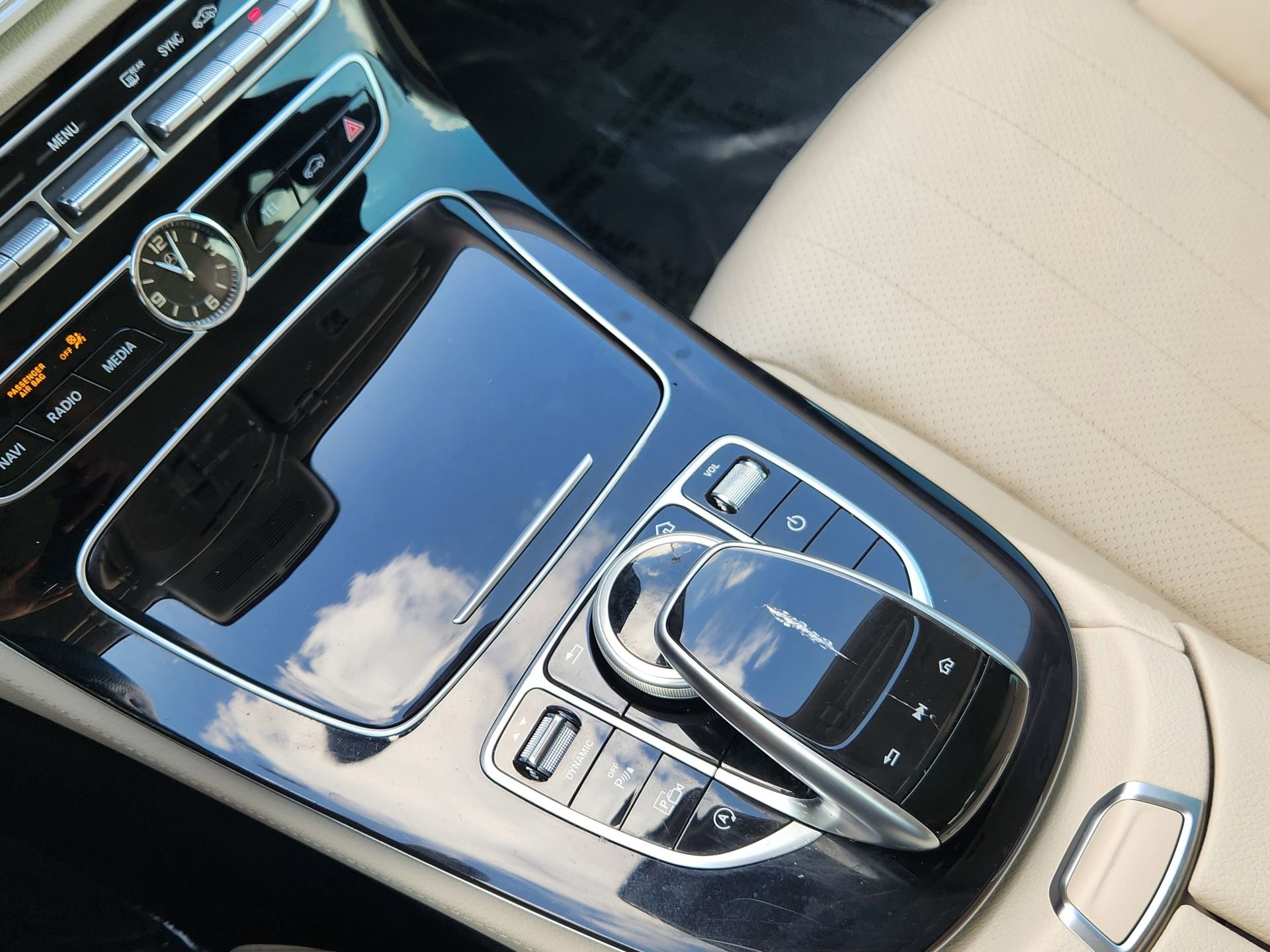 Certified 2018 Mercedes-Benz E 300 image 19