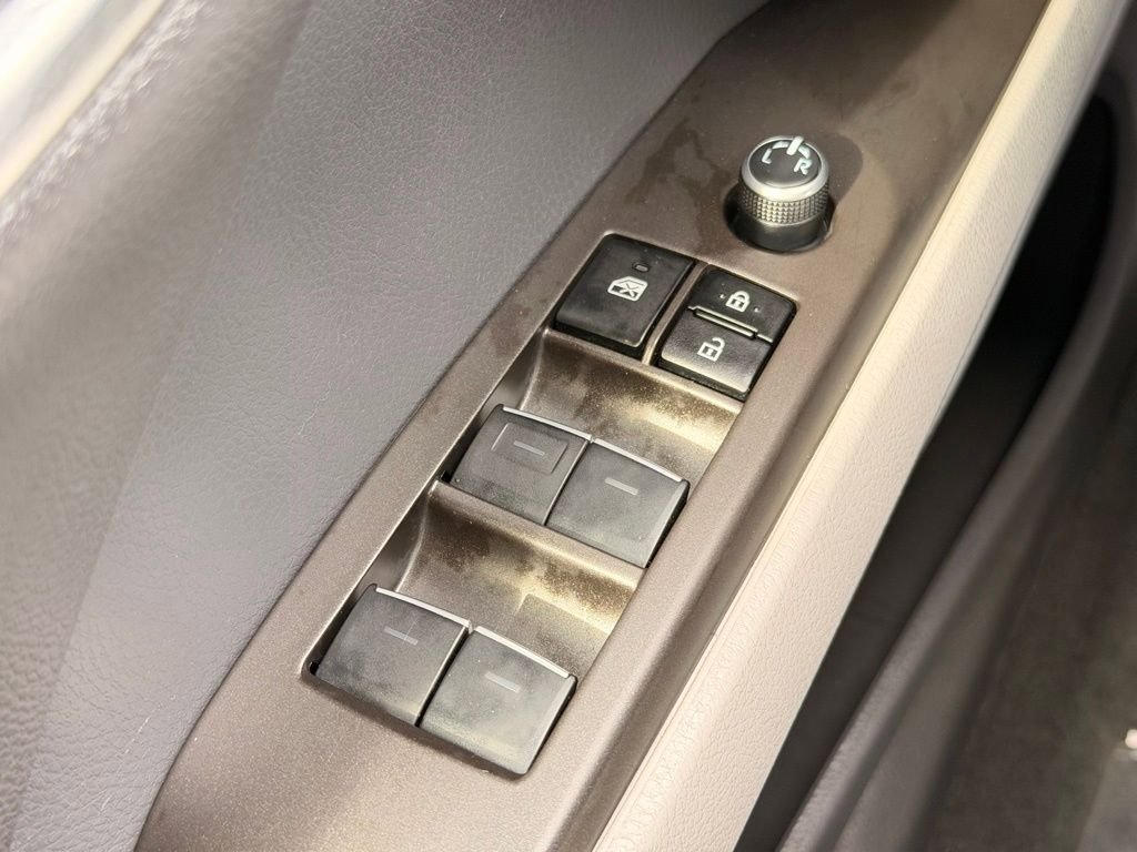 Used 2023 Toyota Camry XSE FWD image 22