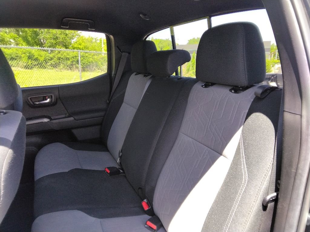 Used 2023 Toyota Tacoma TRD Off-Road AWD/4WD image 29
