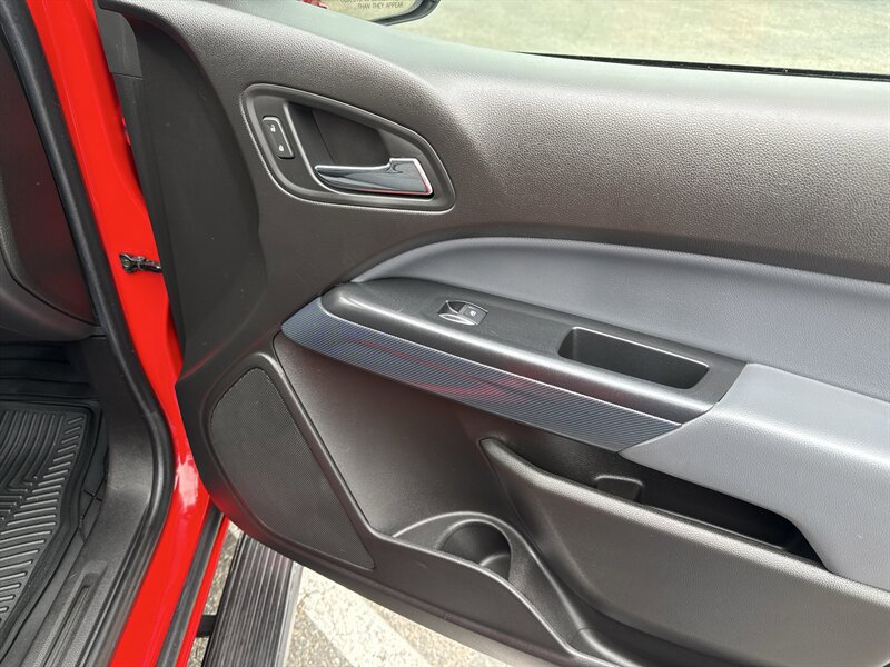 Used 2019 Chevrolet Colorado Z71 image 27