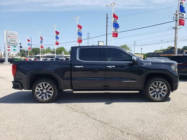 Used 2024 GMC Sierra 1500 Denali w/ Denali Reserve Package AWD/4WD image 2