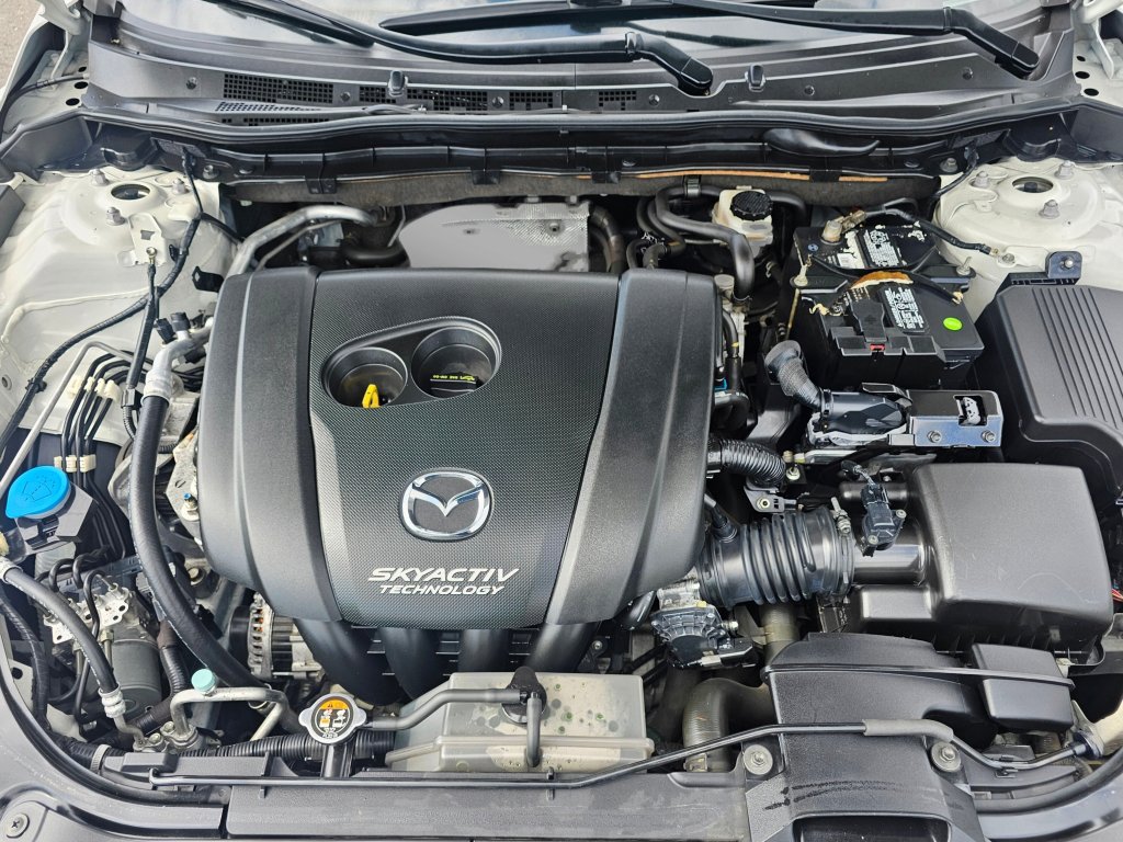 Used 2014 MAZDA MAZDA6 Touring w/ Touring Technology Package image 22