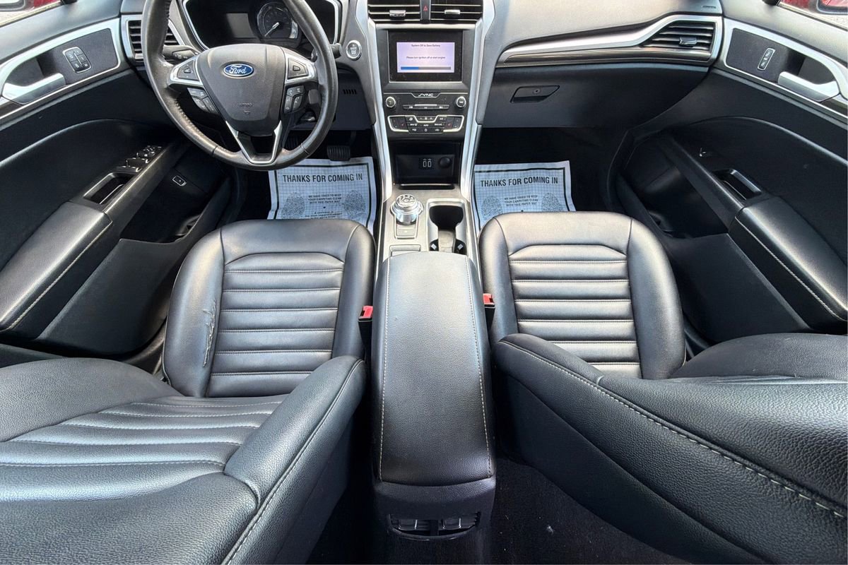Used 2019 Ford Fusion SEL FWD image 15